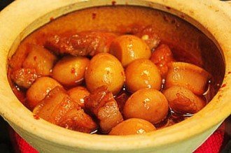 Món thịt kho trứng cút thơm ngon hấp dẫn