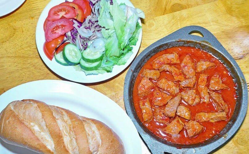 bò áp chảo tại bò nướng ngũ hành YeuAmThuc.org