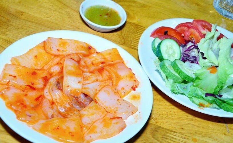 Mực nướng muối ớt tại bò nướng ngũ hành YeuAmThuc.org