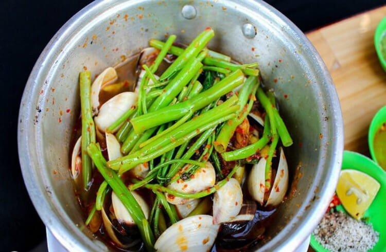 Nghêu hấp thái Ốc Phương - YeuAmThuc.org