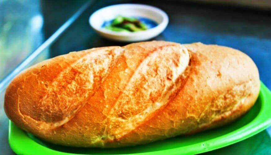 Bánh mì tại mì quảng ếch đồng - YeuAmThuc.org