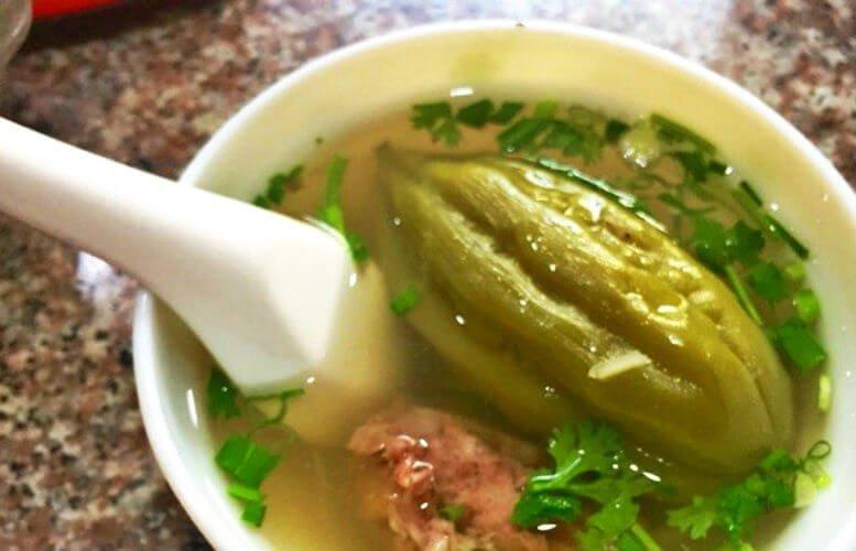 Canh khổ qua tại cơm tấm 74 - YeuAmThuc.org