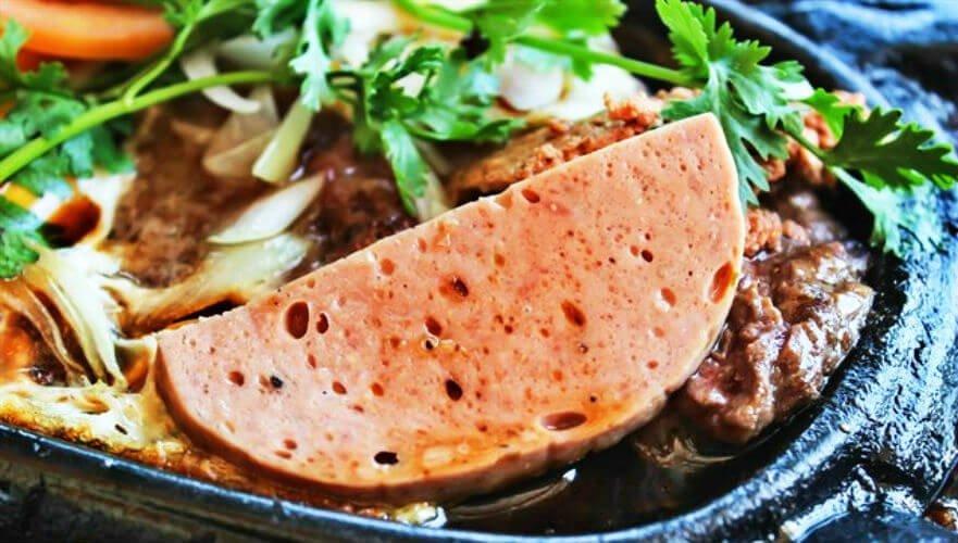 Chả bò Đà Nẵng tại mì quảng ếch đồng - YeuAmThuc.org