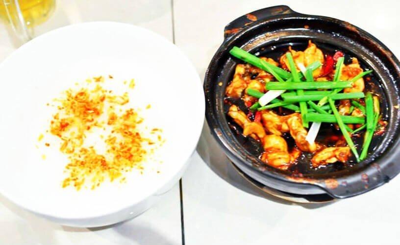 Cháo hương tỏi - kho Singapore tại Cháo ếch Singapore - YeuAmThuc.org