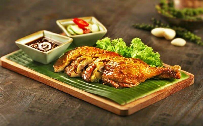 Đùi gà nướng Papaya tại ThaiExpress - YeuAmThuc.org