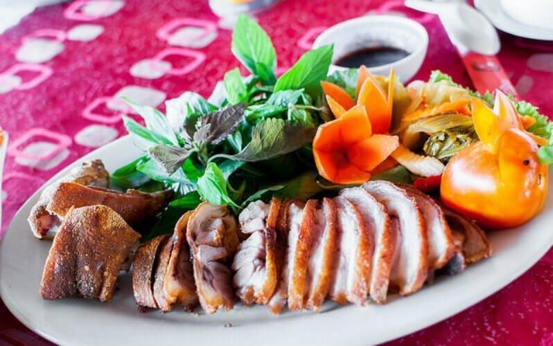 Giò heo giòn tại Điểm Hẹn Sài Gòn - YeuAmThuc.org