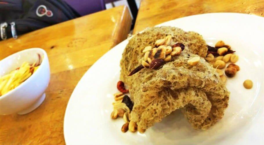 Gỏi cá trê tại Con voi vàng - Foodcourt - YeuAmThuc.org