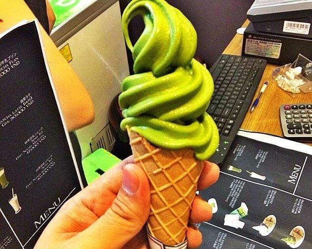 Kem ốc quế trà xanh tại Yamamoto Matcha Cafe - YeuAmThuc.org