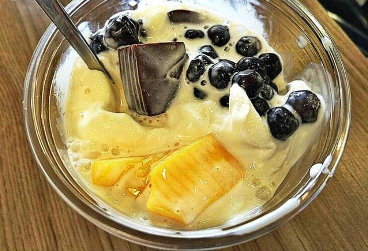 Kem tươi mix Flan tại Lu'Creme - YeuAmThuc.org