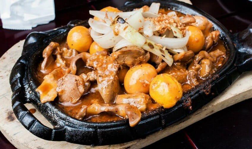 Lòng gà trứng non cháy tỏi tại No 96 - YeuAmThuc.org