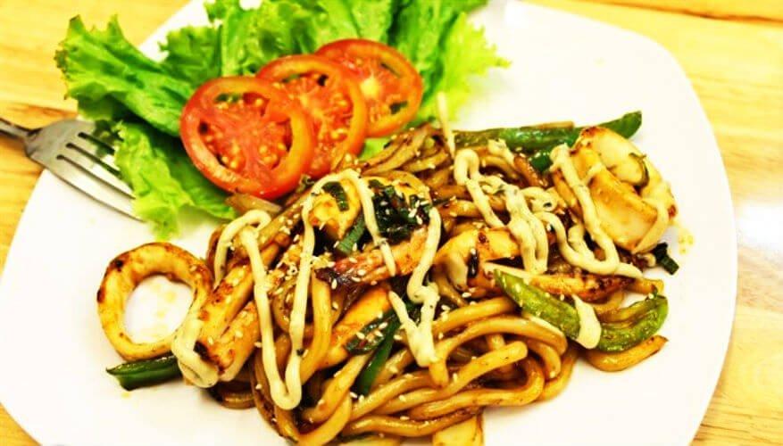 Mì Udon hải sản tại Moon Fast Food - YeuAmThuc.org