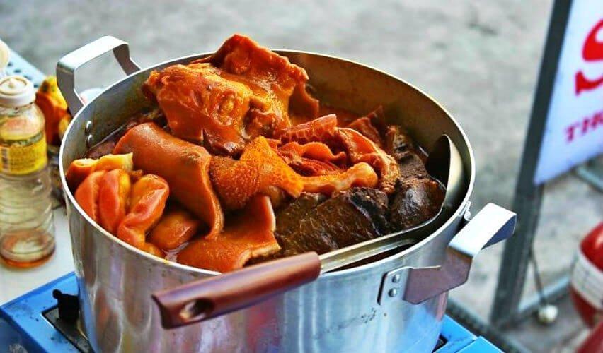 Nồi phá lấu tại Phá lấu súp gà sinh viên - YeuAmThuc.org
