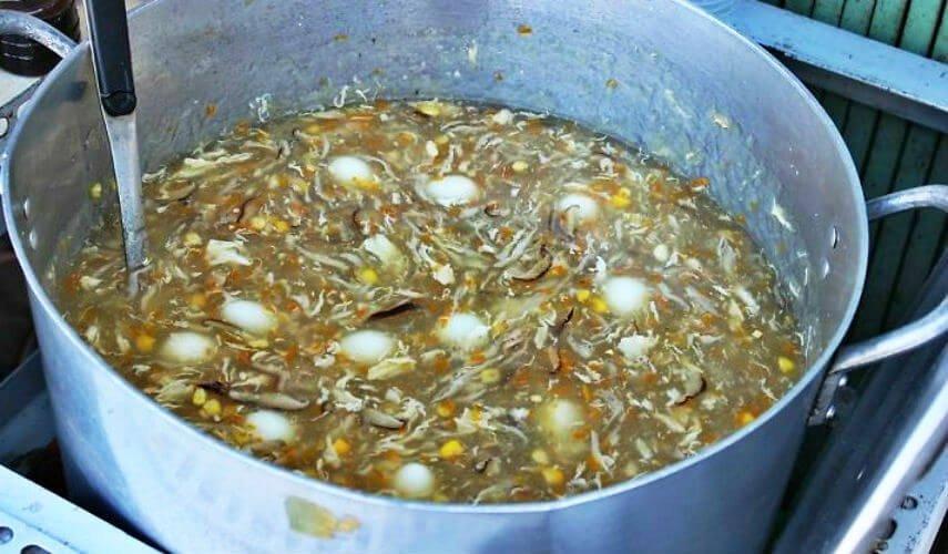 Nồi súp tại Phá lấu súp gà sinh viên - YeuAmThuc.org