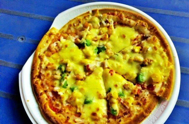 Pizza Family Lover tại Pizza vỉa hè - YeuAmThuc.org