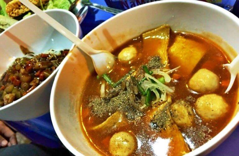 Súp chả cá tại Tokbokki ăn liền - YeuAmThuc.org