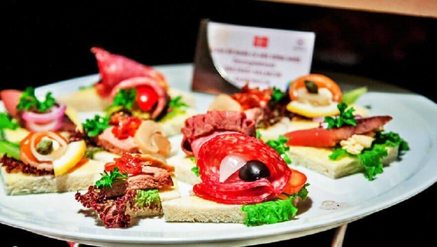 Bánh mì các loại tại Buffet Sheraton - YeuAmThuc.org