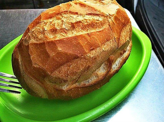 Bánh mì tại Bánh mì chảo Hòa Mã - YeuAmThuc.org