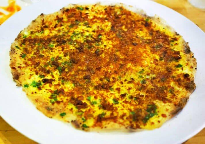 Bánh tráng nướng trứng bò tại Container Kafe - YeuAmThuc.org