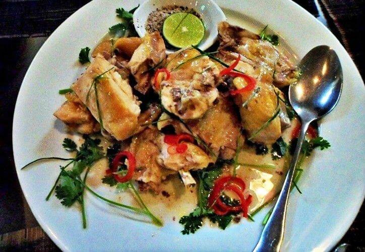 Gà hấp chanh tại Nhà hàng KOTO - YeuAmThuc.org