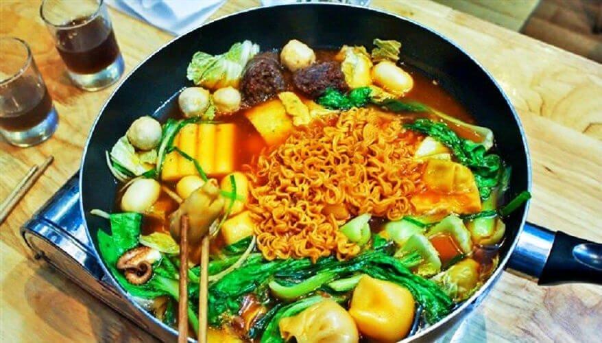 Lẩu Tokbokki tại Buffet Tokbokki - YeuAmThuc.org