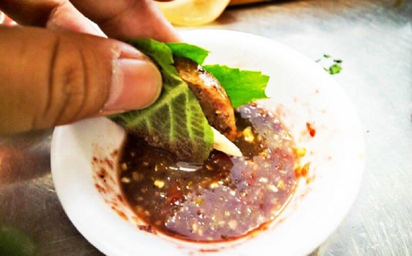 Mắm nêm tại Lẩu Bò Tí Chuột - YeuAmThuc.org