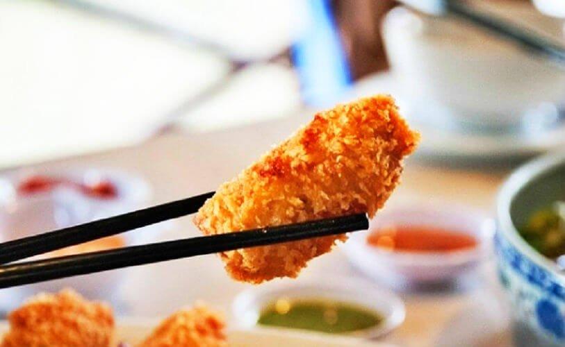 Miếng chả cá tại Làng Ta - YeuAmThuc.org