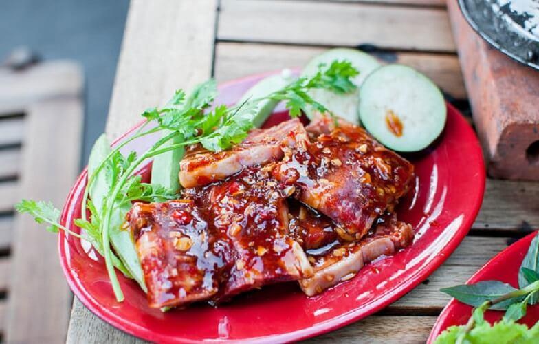 Sườn bò Mỹ sốt sa tế tại Chilli - YeuAmThuc.org