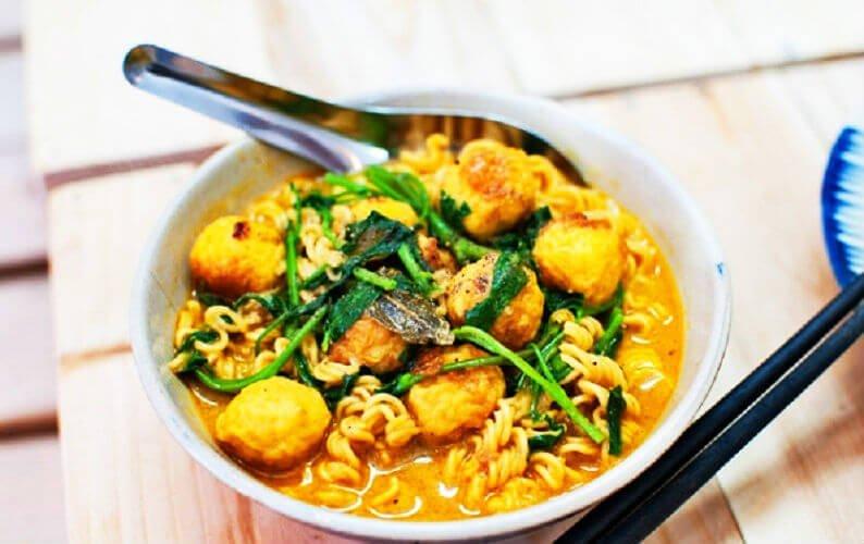 Viên rim mì gói tại Ăn Vặt Cô Hai - YeuAmThuc.org