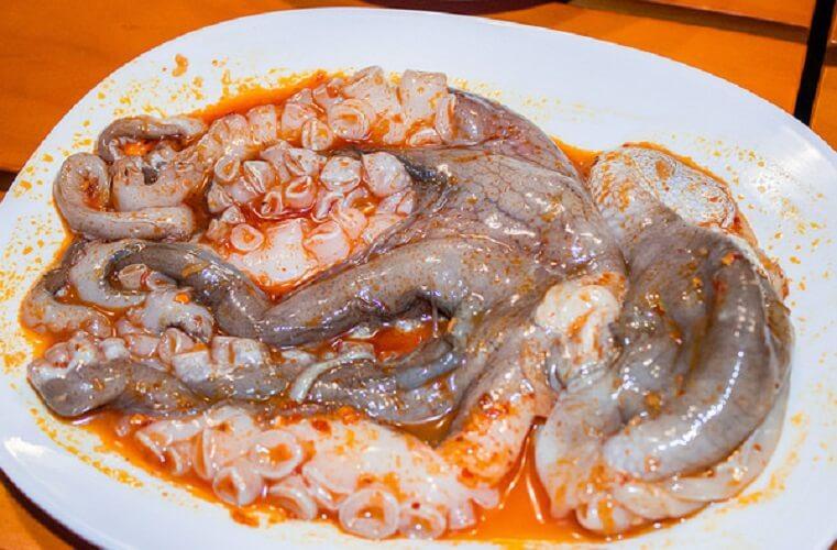 Bạch tuộc sa tế tại BBQ Trúc Anh - YeuAmThuc.org