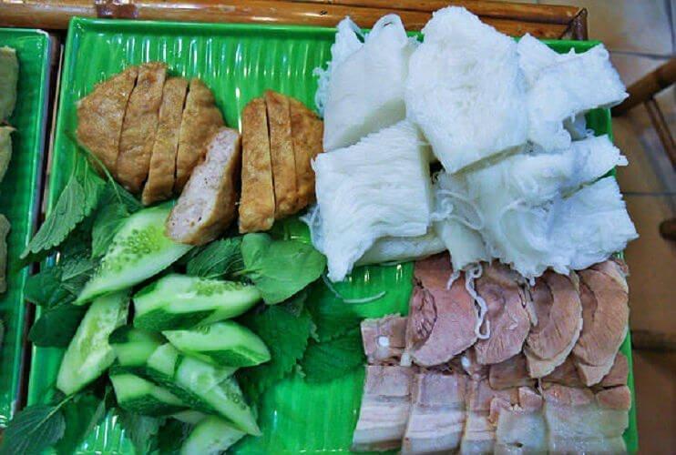 Bún đậu mắm tôm tại Bún Đậu Cầu Gỗ - YeuAmThuc.org