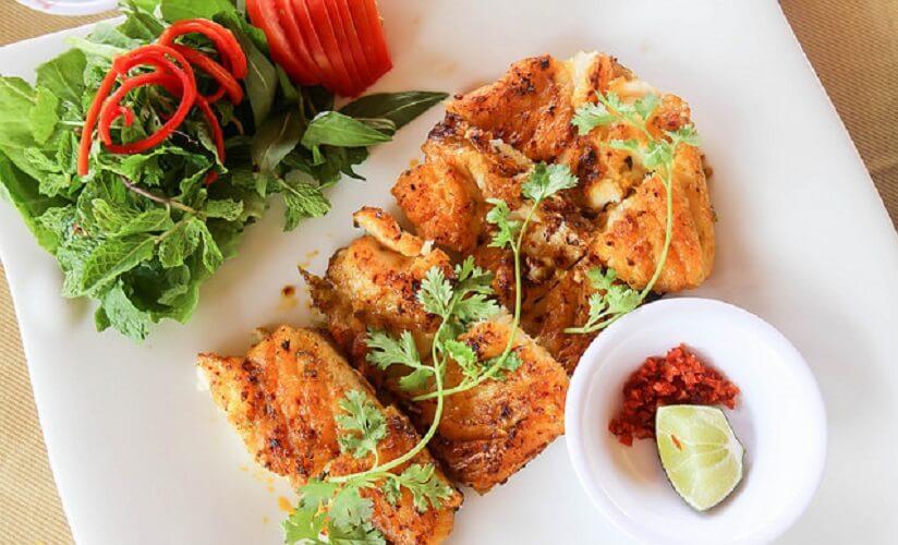Cá lăng nướng muối ớt tại Ẩm thực Hội Ngộ - YeuAmThuc.org