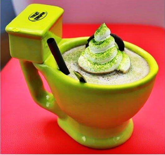Cookies Matcha tại Toilet Kingdom Coffee Food - YeuAmThuc.org