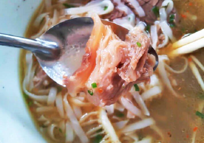 Gân tại Phở Mai Lan - YeuAmThuc.org