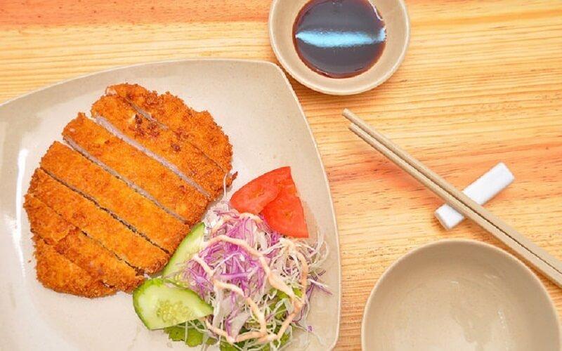 Heo chiên xù tại Ramen Ya - YeuAmThuc.org