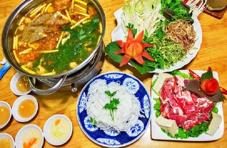 Lẩu riêu cua bắp bò tại Điểm hẹn Hà Nội - YeuAmThuc.org