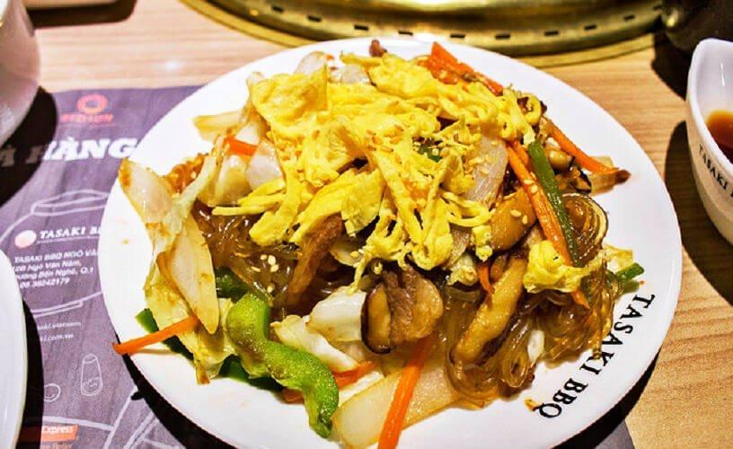 Miến xào Hàn Quốc của Tasaki BBQ - YeuAmThuc.org