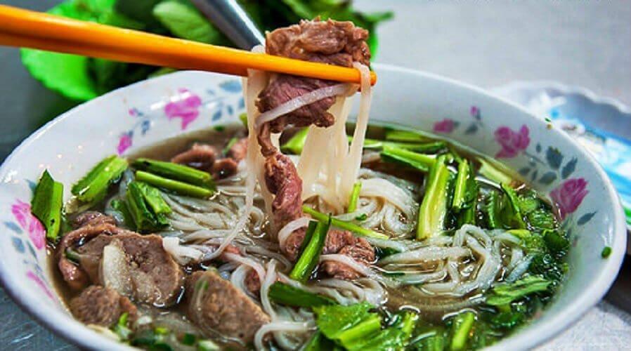 Phở bắp bò bò viên tại Phở Phú Vương - YeuAmThuc.org