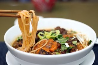 hủ tiếu bò kho