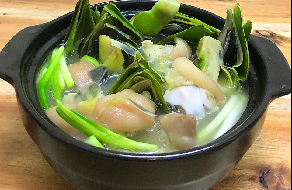 Canh Atisô