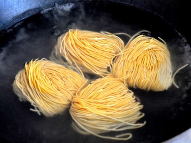 Luộc mì