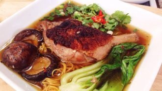 Cách nấu mì vịt tiềm