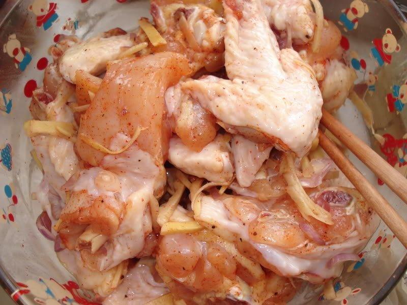 Ướp thịt gà